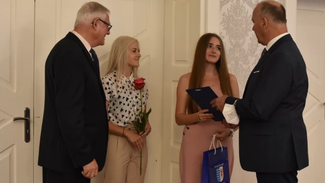 Tczew - I Gala "Absolwent Roku" - najlepsi uczniowie wyróżnieni