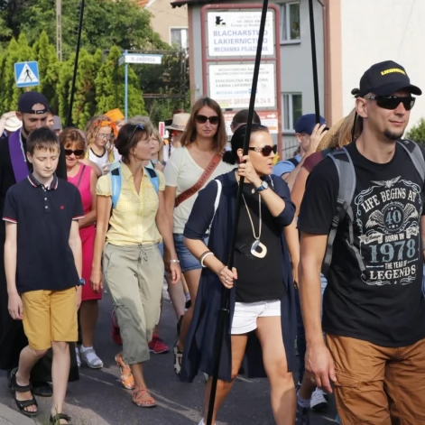Tczew - Tczewska pielgrzymka wyruszyła na Jasną Górę