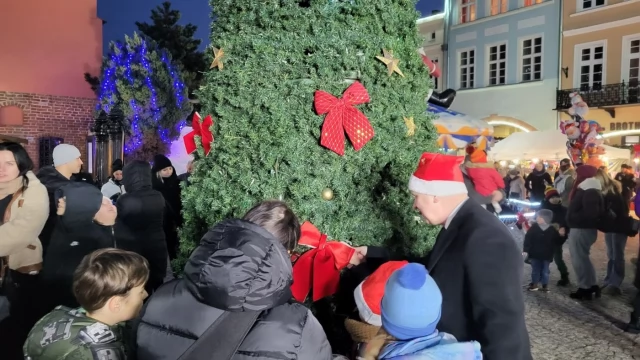 Tczew - Magia Świąt zawitała na gniewski rynek