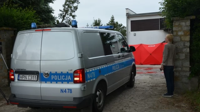 Tczew - Pożar w Maleninie. Nie żyją dwie osoby [FOTO, WIDEO]