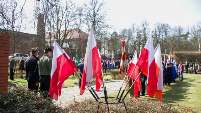 Tczew - Tczew pamiętał o ofiarach Katynia
