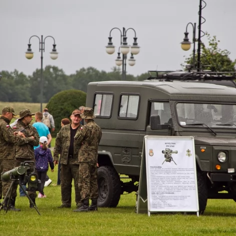 Tczew - Piknik historyczno - militarny na bulwarze