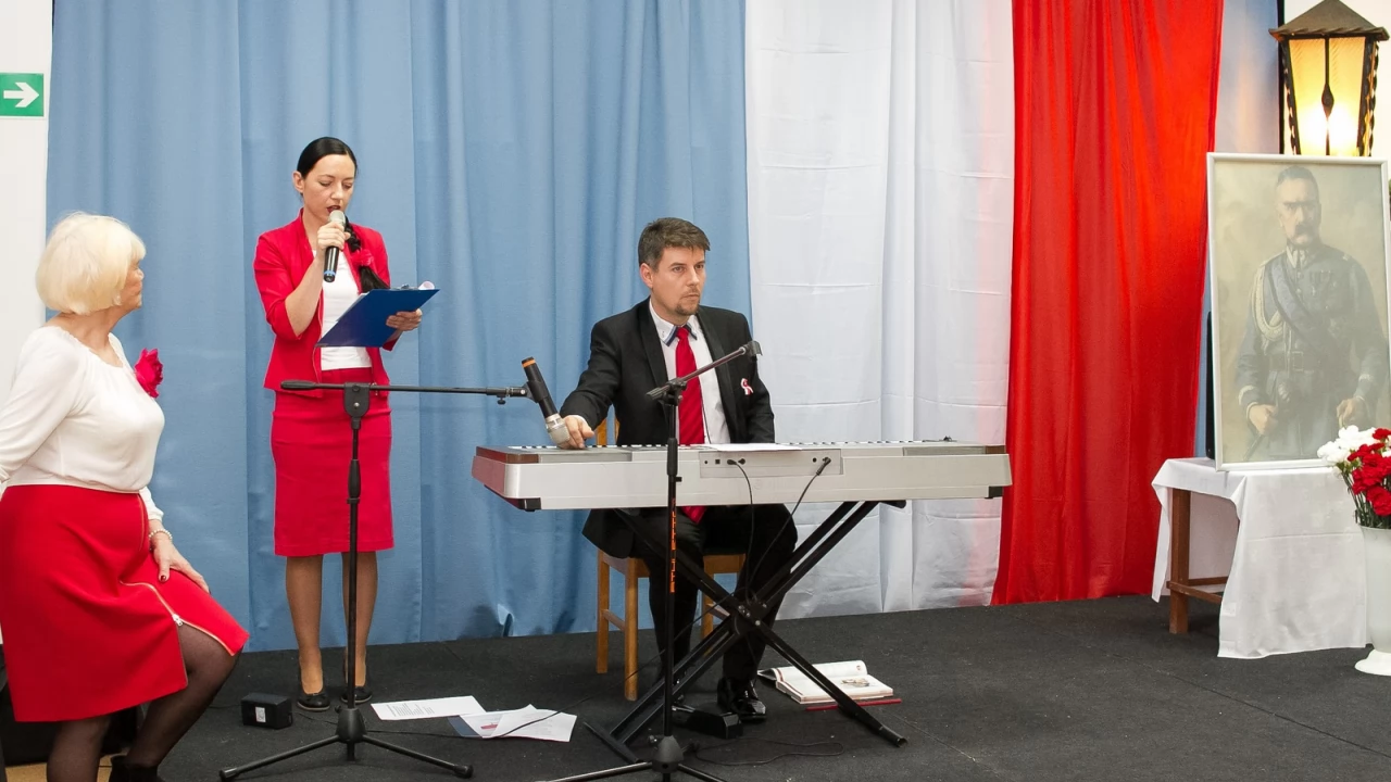 Tczew - Wspólne śpiewanie pieśni patriotycznych