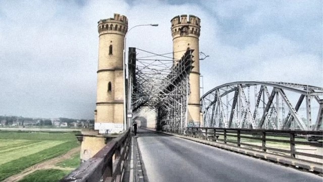 Tczew - Most Tczewski. Inspektor nakazał wymianę drewnianych barier