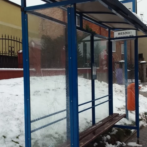Tczew - Szok! Tak wandale niszczą nasze miasto