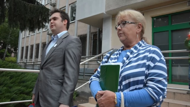 Tczew - Łańcuch światła z Tczewa w obronie niezależnych sądów 