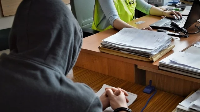 Tczew - AGD, perfumy... Utrzymywali się z kradzieży. Teraz grozi im 7,5 roku więzienia