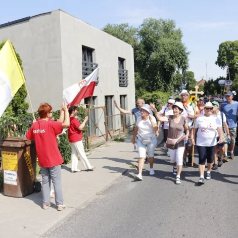 Tczew - Tczewska pielgrzymka wyruszyła na Jasną Górę