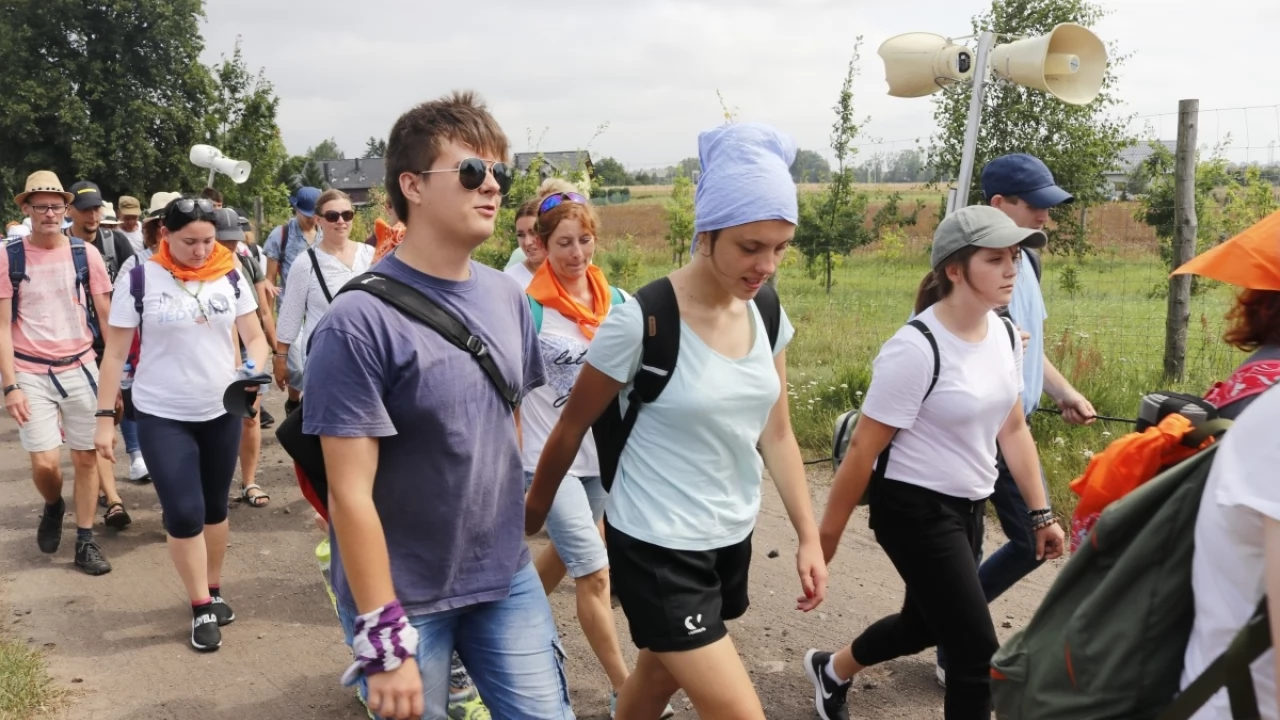 Tczew - Tczewska pielgrzymka wyruszyła na Jasną Górę