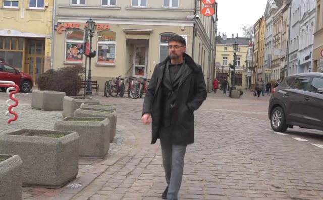 Tczew - Sztuka i historia w pustych witrynach. Tczewski artysta chce ożywić Stare Miasto