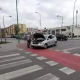 Tczew - Najpierw zderzenie dwóch aut - potem jedno z nich wjechało w budynek