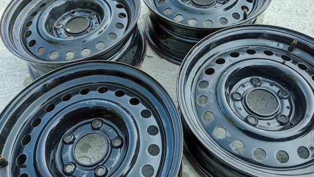 Tczew - Oryginalne Felgi Stalowe BMW 15cali 5x120 ET20