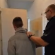 Tczew - Usłyszał zarzut kradzieży z włamaniem. Może odpowiedzieć też za narkotyki