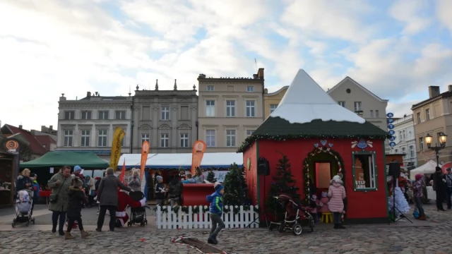 Tczew - Na Starym mieście trwa Jarmark Bożonarodzeniowy