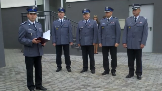 Tczew - Gniew. Policjanci pracują w nowych warunkach - więcej miejsca, nowe sprzęty...