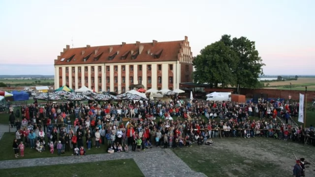 Tczew - Vivat Vasa 2012 - już dziesiąty raz w Gniewie starły się armie