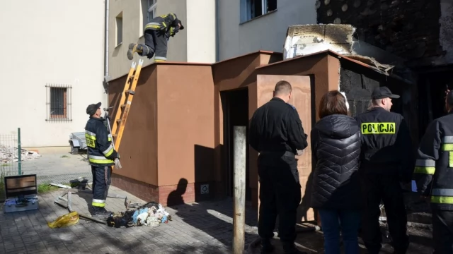 Tczew - Nie żyje 2-letnie dziecko i 81-letni mężczyzna. Tragiczny pożar na Starym Mieście