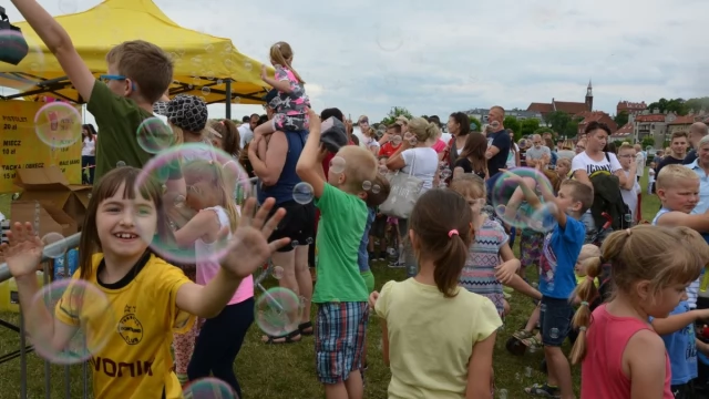 Tczew - Festiwal Baniek Mydlanych nad Wisłą