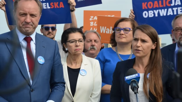 Tczew - "Koniec dzielenia Polaków!". Koalicja Obywatelska inauguruje kampanię w Tczewie