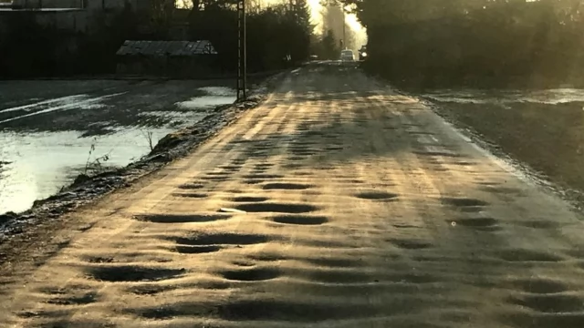 Tczew - Mieszkańcy Czarlina chcą remontu ulicy Leśnej