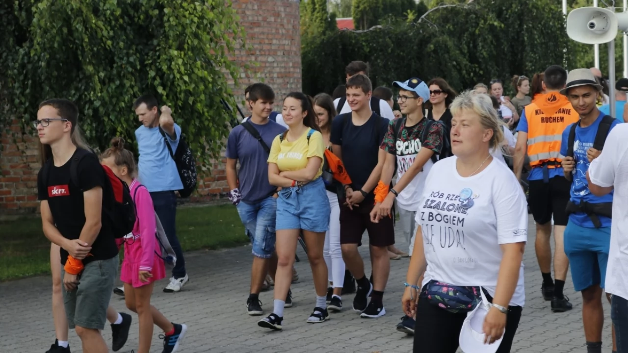 Tczew - Tczewska pielgrzymka wyruszyła na Jasną Górę