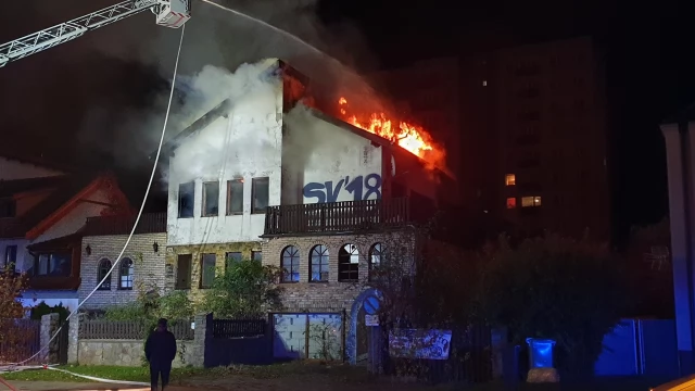 Tczew - Nocny pożar na Suchostrzygach. Ewakuowano trzech bezdomnych