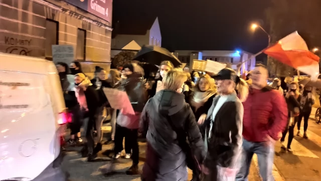 Tczew - Tczewianie znowu wyszli na ulice. #StrajkKobiet [WIDEO]