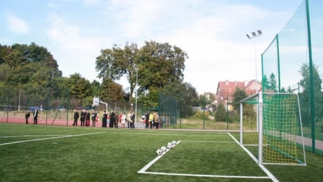Tczew - Nowoczesny kompleks boisk w Opaleniu już otwarty