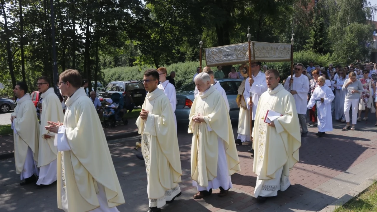 Tczew - Boże Ciało - procesja z Najświętszym Sakramentem
