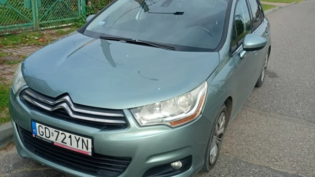 Tczew - Sprzedam Citroen C4 automat 2012