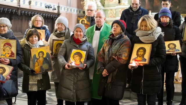 Tczew - Poświęcono ikony w tczewskiej Farze