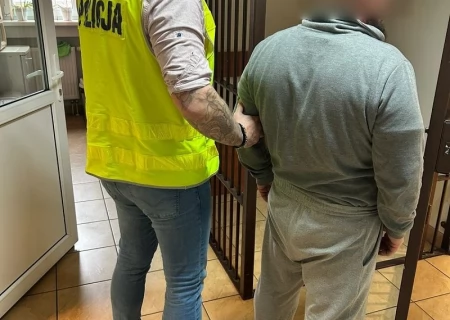 Tczew - Nie dała mu pieniędzy na alkohol, więc zniszczył jej auto