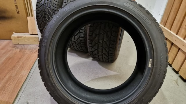 Tczew - Opony zimowe Kormoran 235/45 R18 - 6000 km