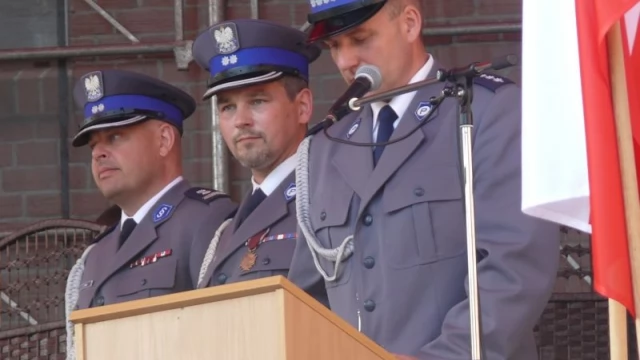 Tczew - Nagrody, awanse, odznaczenia - policjanci mają swoje święto