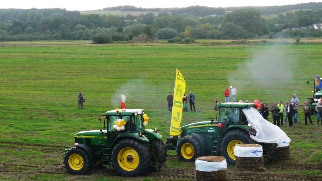 Tczew - Piknik Opaleński - wyścigi traktorów