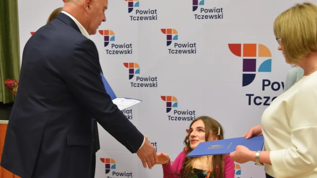 Tczew - Starosta nagrodził działaczy kulturalnych i sportowych