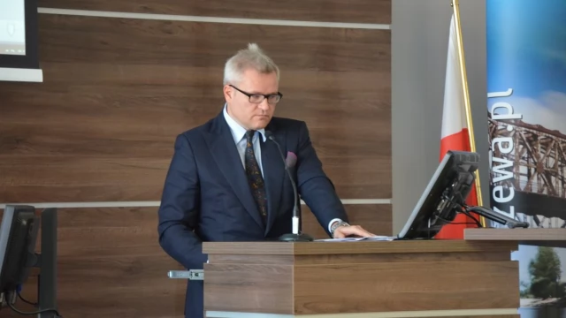 Tczew - W ratuszu o kierunkach rozwoju komunikacji