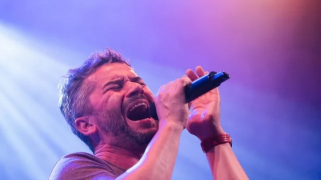 Tczew - Energia, emocje i muzyczna szczerość - koncert Spiętego porwał publiczność