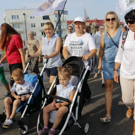 Tczew - Tczewska pielgrzymka wyruszyła na Jasną Górę
