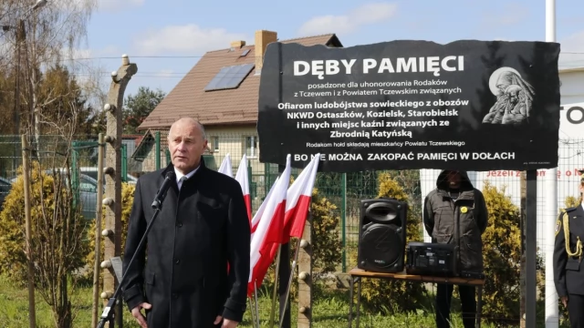 Tczew - Tczew pamiętał o ofiarach Katynia