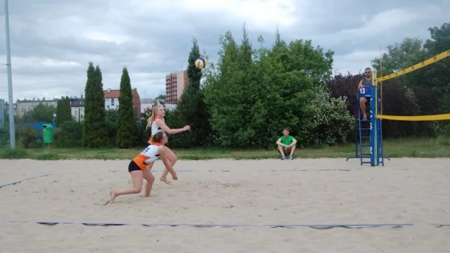 Tczew - Otwarcie Sezonu w Siatkówce Plażowej