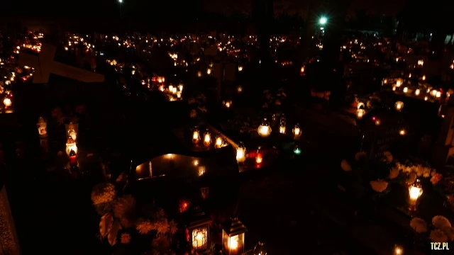 Tczew - Cmentarz nocą z dnia 1.11.2016 - godz. 23 [FOTO] [bez komentarza]
