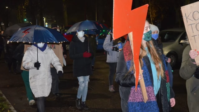 Tczew - "Spacer po wolność. Idziemy po wszystko" - kolejne protesty w Tczewie