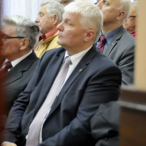 Tczew - Arcybiskup senior Henryk Muszyński w Miejskiej Bibliotece Publicznej