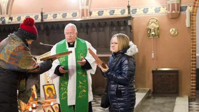 Tczew - Poświęcono ikony w tczewskiej Farze