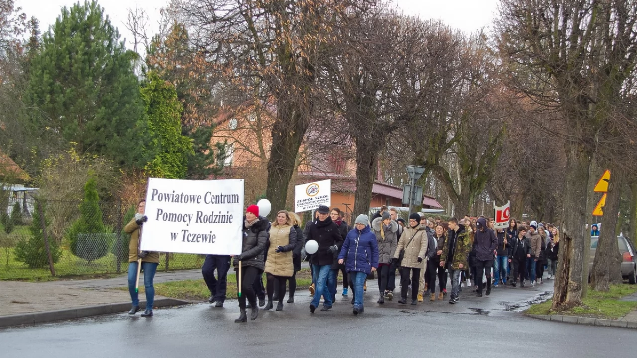 Tczew - Marsz "STOP PRZEMOCY"