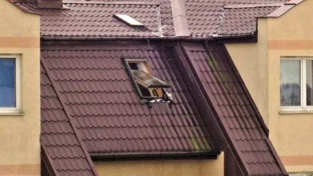 Tczew - 12-latek podpalił okno dachowe?