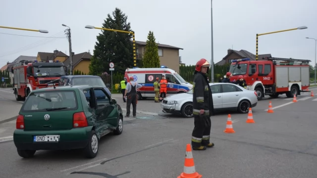 Tczew - Kociewska/Żwirki. Wypadek z udziałem trzech samochodów