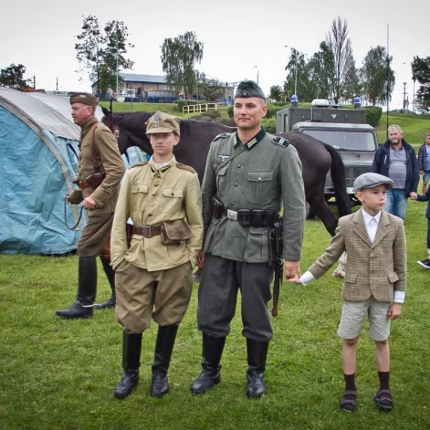 Tczew - Piknik historyczno - militarny na bulwarze