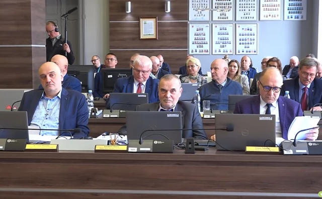 Tczew - Teraz już wszystko w rękach wojewody i Rady Ministrów. Radni podjęli ostateczną uchwałę ws. zmian granic miasta